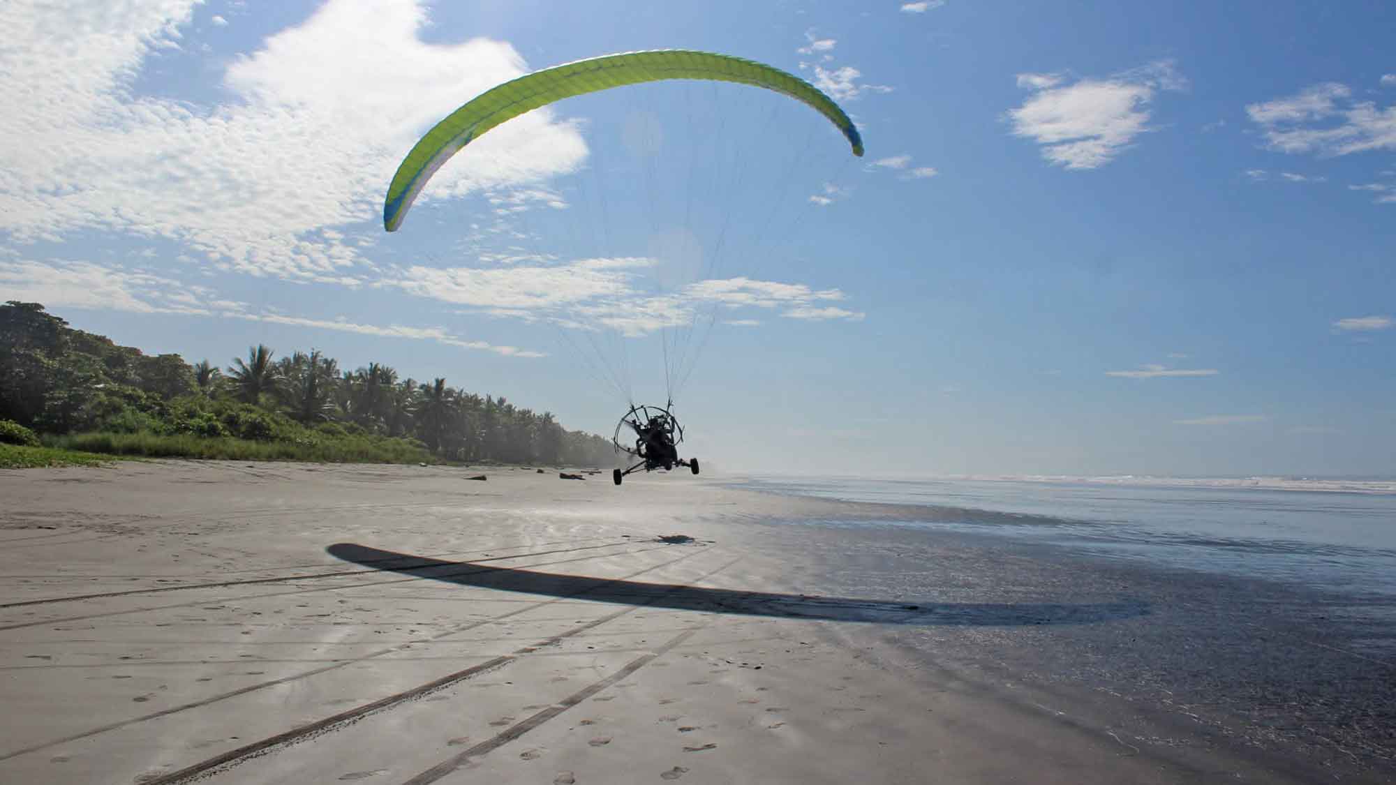Paragliding, Playa Hermosa